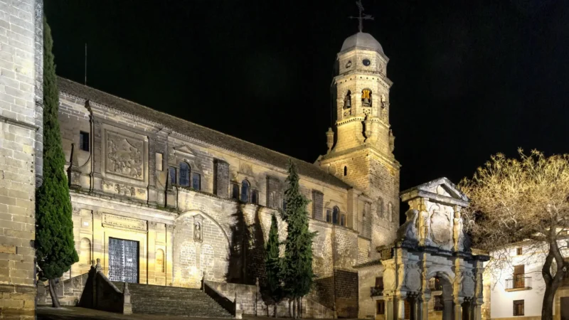 Catedral de la Natividad and Fuente de Santa María at night in Baeza, Jaén, Andalucía, Spain