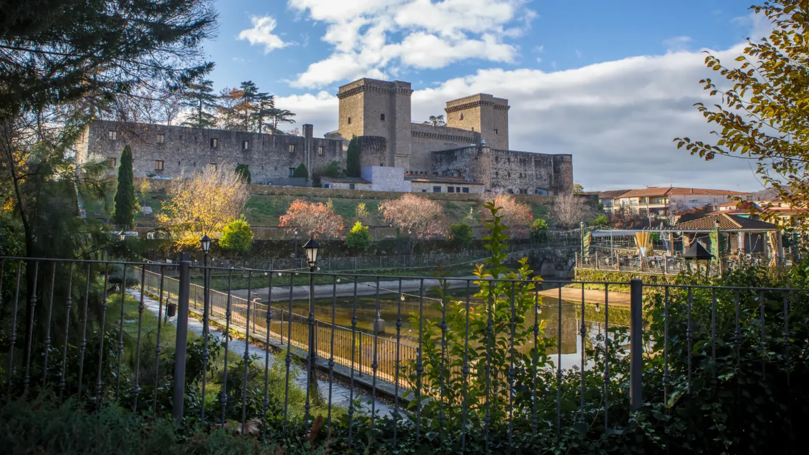 Castle of the Counts of Oropesa, now a Parador, in Jarandilla de la Vera, Extremadura, Spain