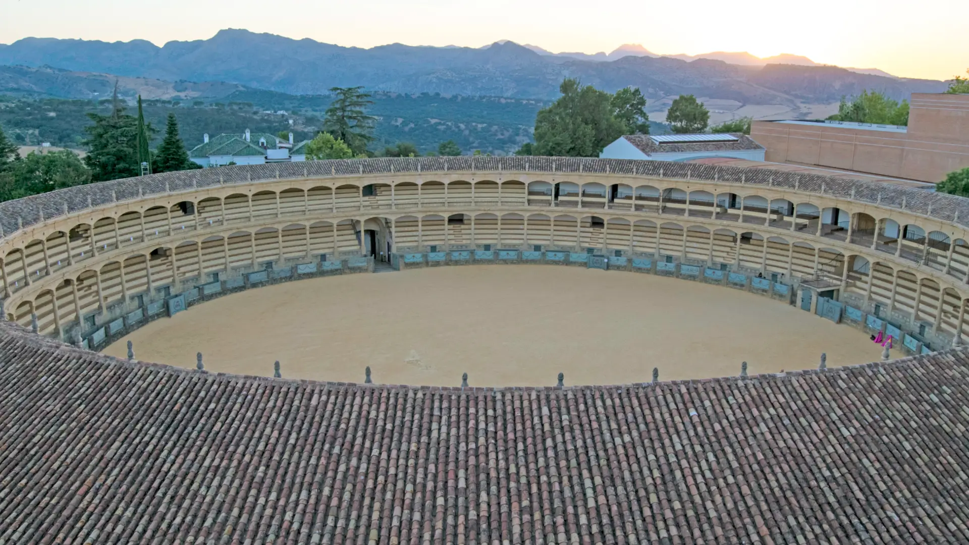 The Plaza de Toros bullring in Ronda, with the sierra beyond, Andalucía
