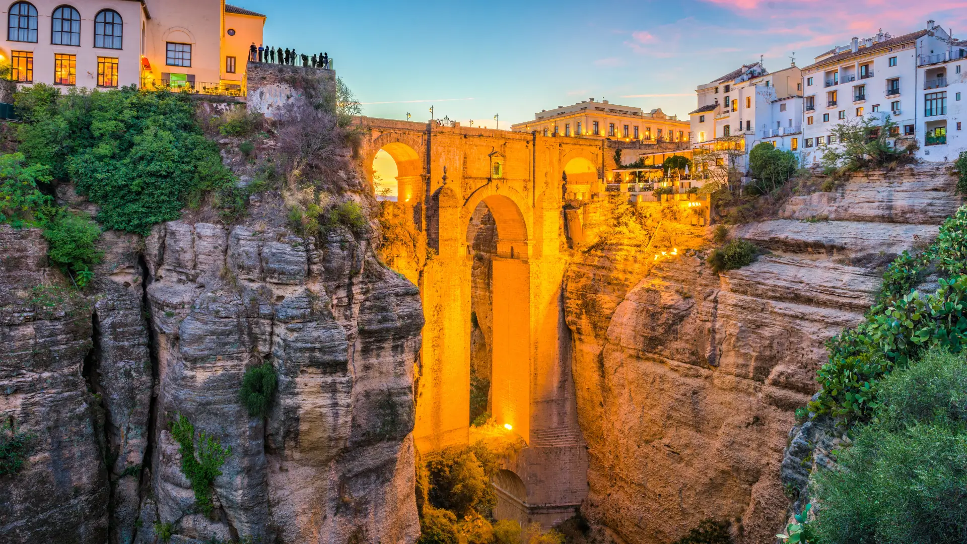 The Puente Nuevo over the El Tajo gorge in Ronda, Andalucía, Spain