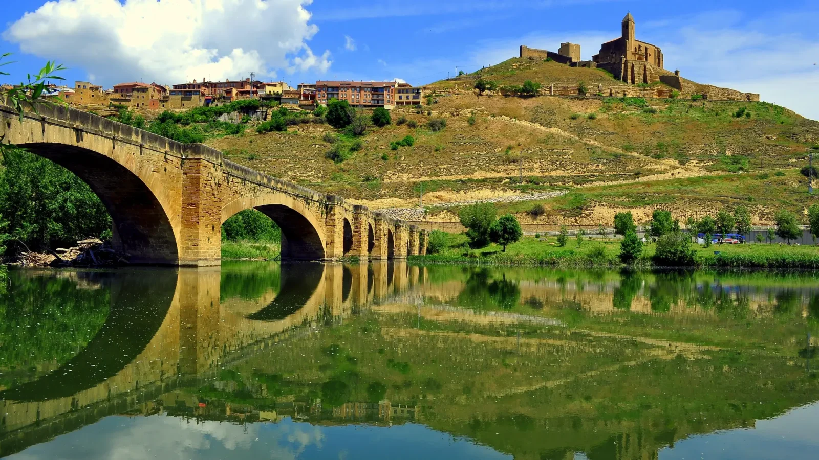 Medieval bridge over the Ebro at San Vicente de la Sonsierra, La Rioja, Spain