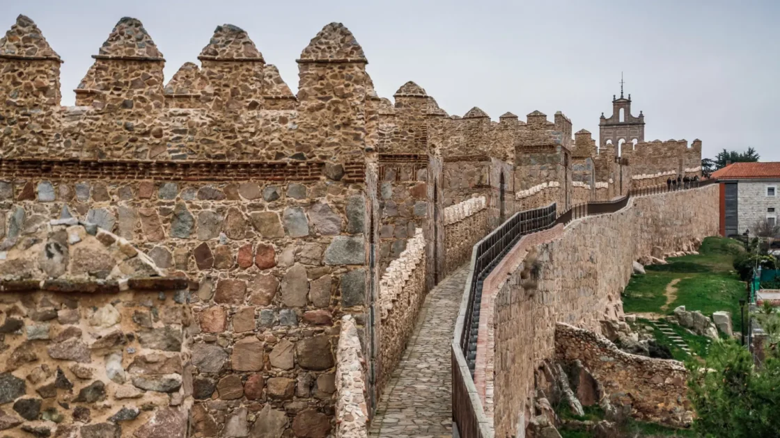 The rampart walk along the medieval walls of Ávila, Castilla y León, Spain